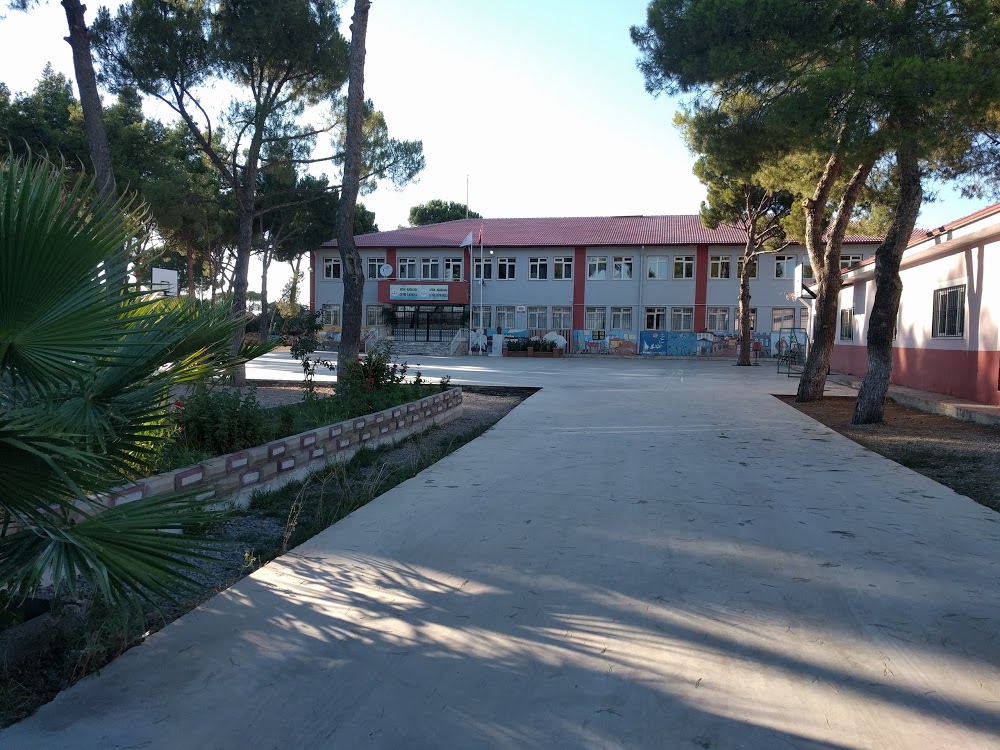 Geyre İlkokulu Fotoğrafları 1