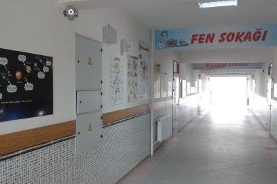 Nazilli Şehitler Ortaokulu fotoğraf 1
