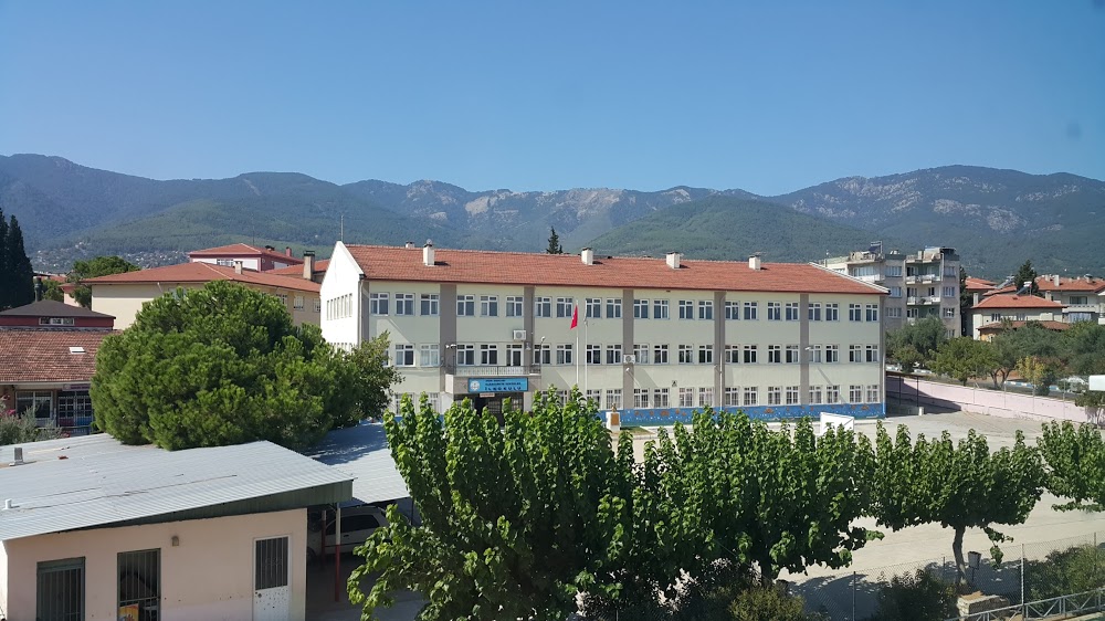 Karacasuyu Sevenler İlkokulu Fotoğrafları 1