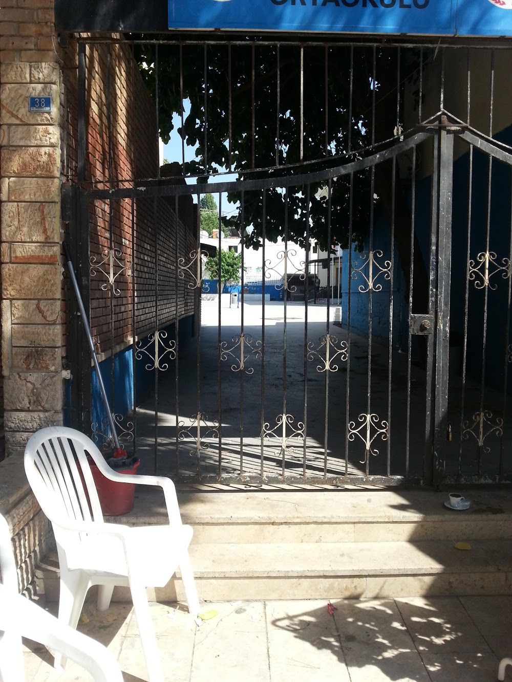 Kuşadası Çakabey Ortaokulu Fotoğrafları 1