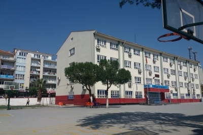 Yenipazar Cumhuriyet Ortaokulu fotoğraf 2
