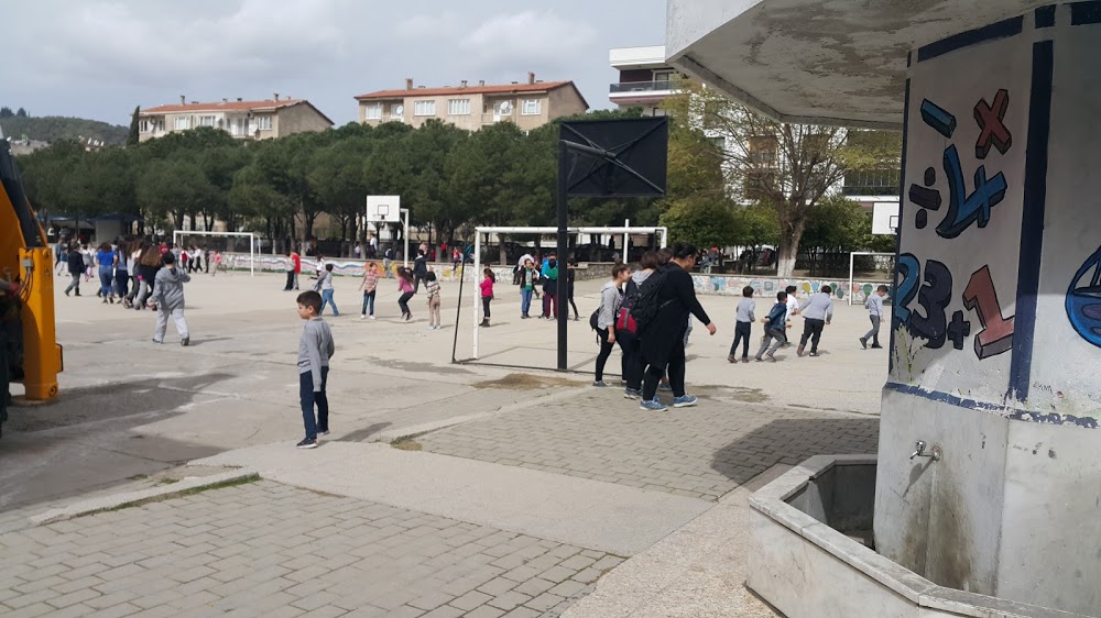 Felekşan Fırat Ortaokulu Fotoğrafları 2