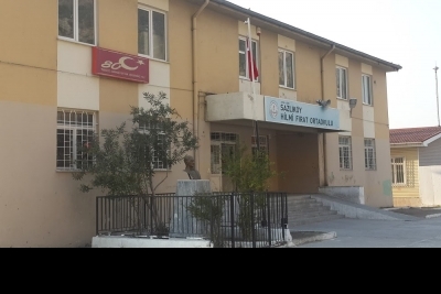 Sazlıköy Hilmi Fırat İlkokulu fotoğraf 1