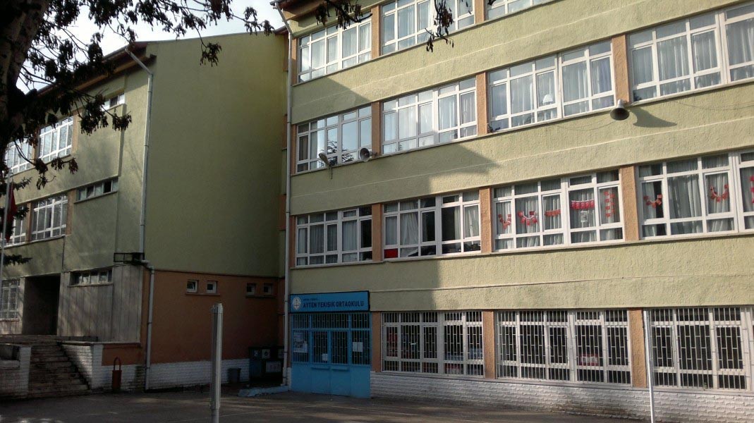 Çankaya Ayten Tekışık Ortaokulu kampüs fotoğrafı