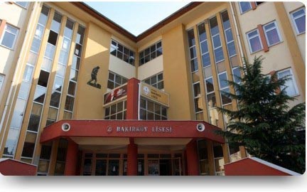 Bakırköy Anadolu Lisesi kampüs fotoğrafı