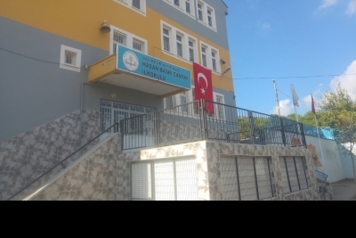 Hasan Basri Çantay İlkokulu fotoğraf 1