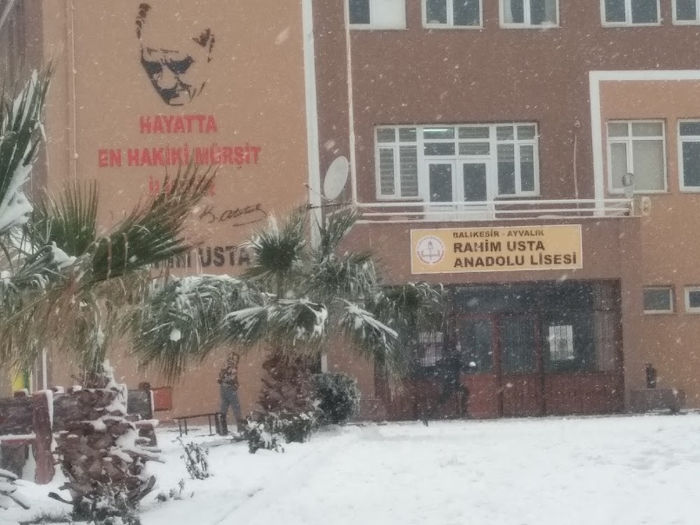 Ayvalık Rahim Usta Anadolu Lisesi Fotoğrafları 3