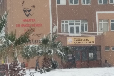 Ayvalık Rahim Usta Anadolu Lisesi fotoğraf 3