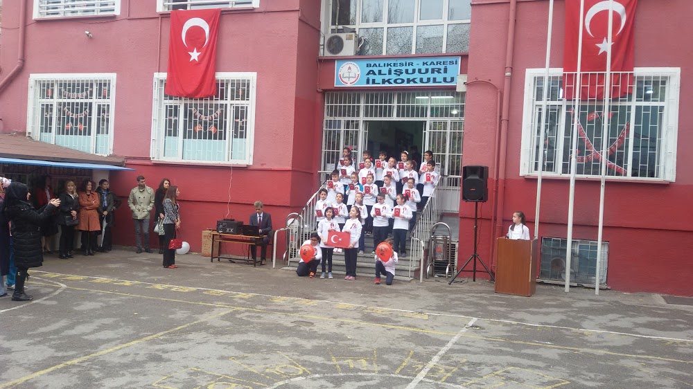 Alişuuri Ortaokulu Fotoğrafları 1