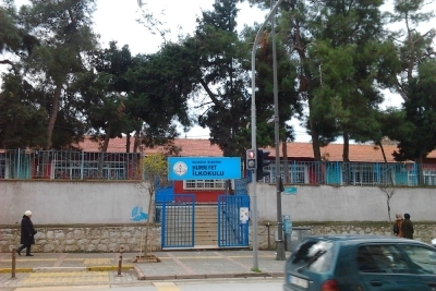 Bandırma Hürriyet İlkokulu fotoğraf 1