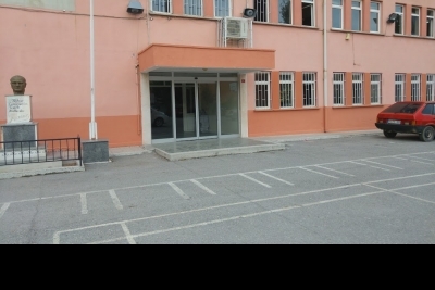 Bandırma Ticaret Borsası Ortaokulu fotoğraf 8