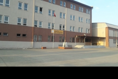 Burhaniye Kemer Mesleki Ve Teknik Anadolu Lisesi fotoğraf 1