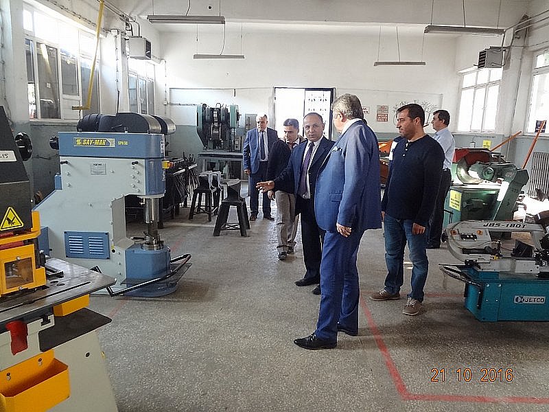 Dursunbey Mesleki Ve Teknik Anadolu Lisesi Fotoğrafları 1