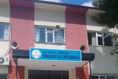 Dokuz Eylül Ortaokulu fotoğraf 1