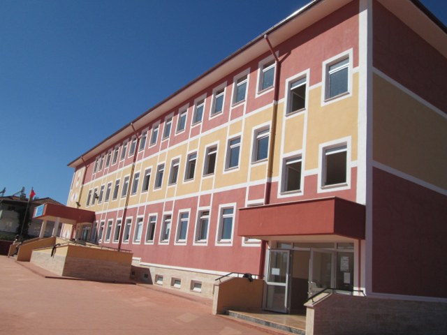 Şehit Turan Kurt Ortaokulu Fotoğrafları 1