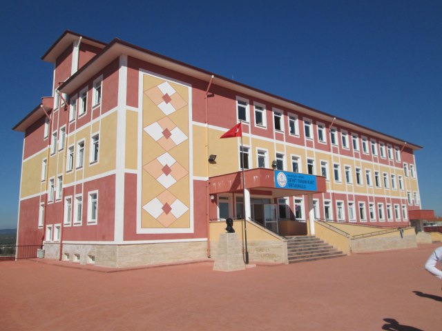 Şehit Turan Kurt Ortaokulu Fotoğrafları 2