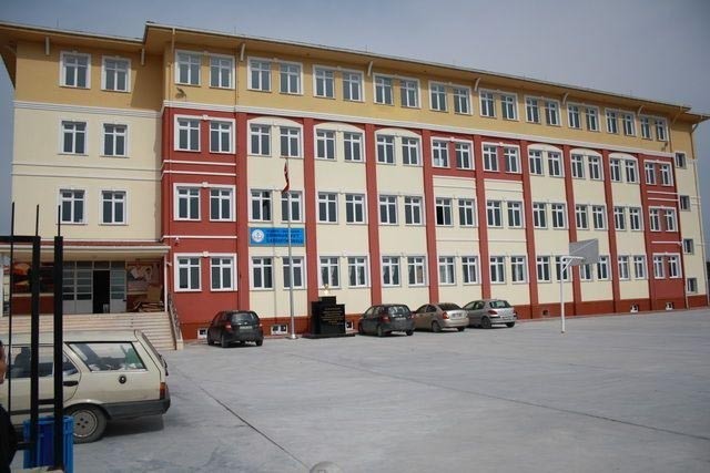Hacı Ali Osman Gül İlkokulu kampüs fotoğrafı