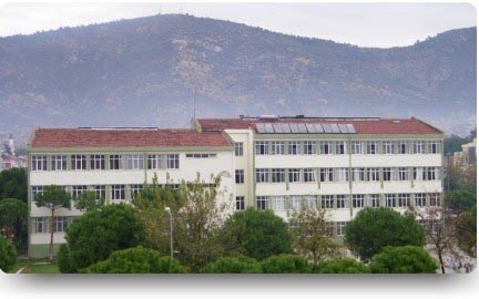 Bayındır Muzaffer Tuzcuoğlu Anadolu İmam Hatip Lisesi kampüs fotoğrafı
