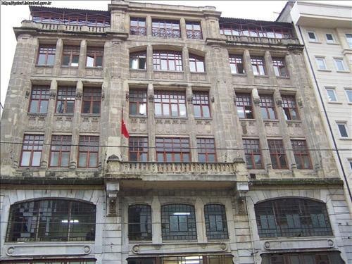 Beyoğlu Anadolu Lisesi kampüs fotoğrafı
