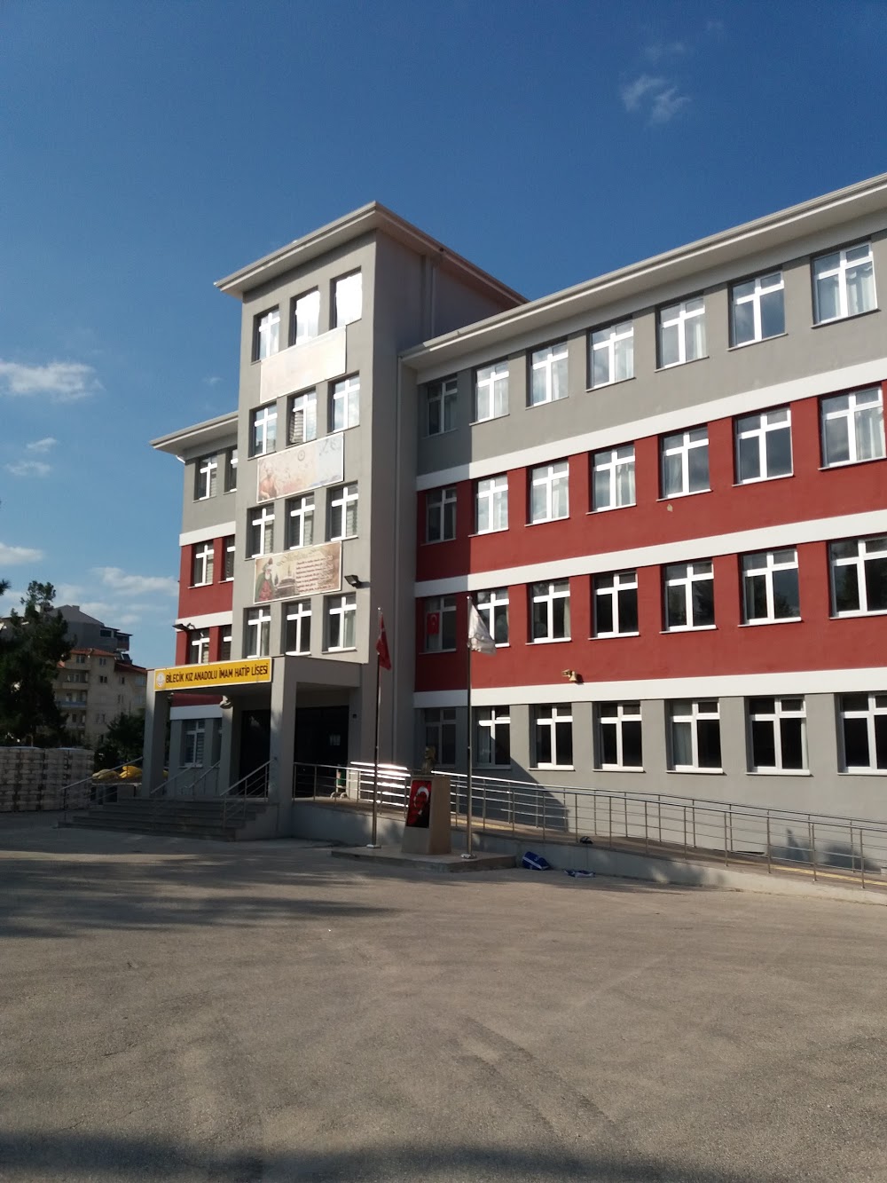 Bilecik Kız Anadolu İmam Hatip Lisesi Fotoğrafları 3