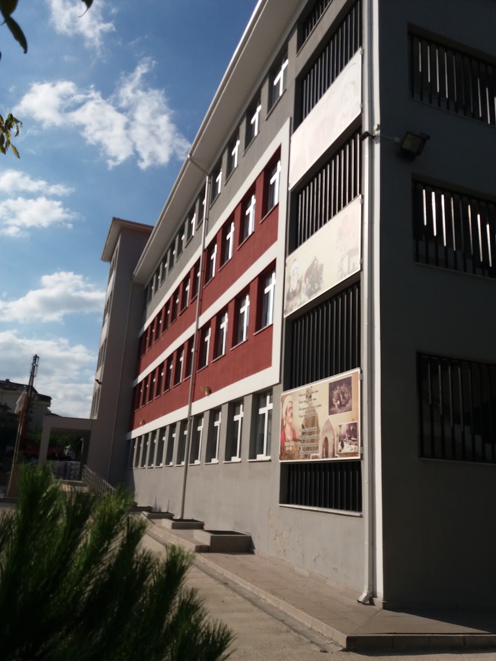 Bilecik Şeyh Edebali Anadolu İmam Hatip Lisesi Fotoğrafları 4