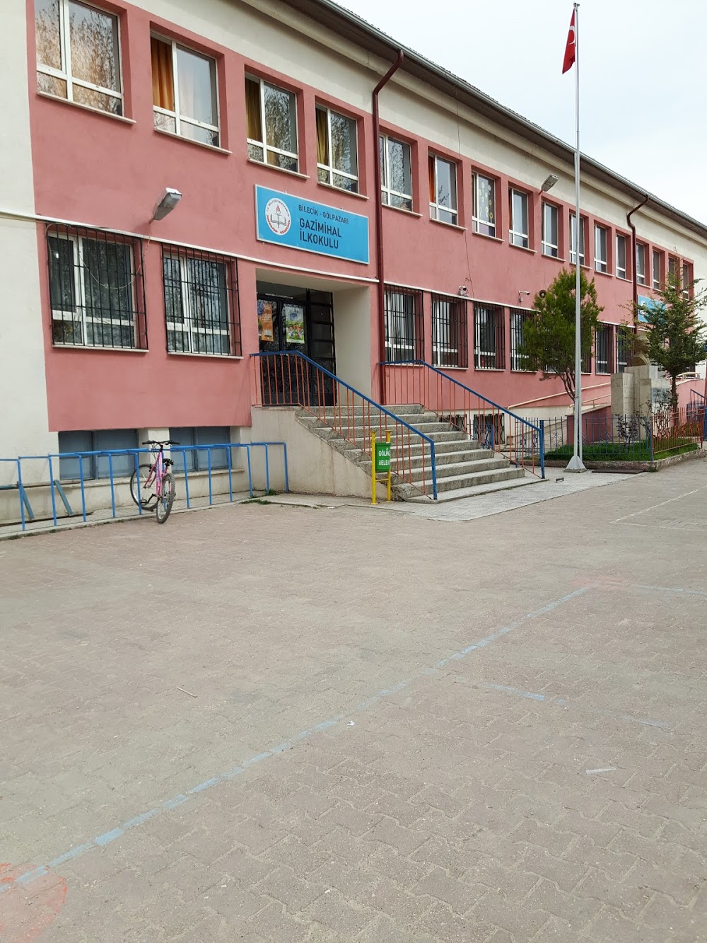 Gazimihal İlkokulu Fotoğrafları 1