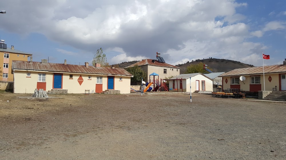 Solhan Murat İlkokulu Fotoğrafları 1