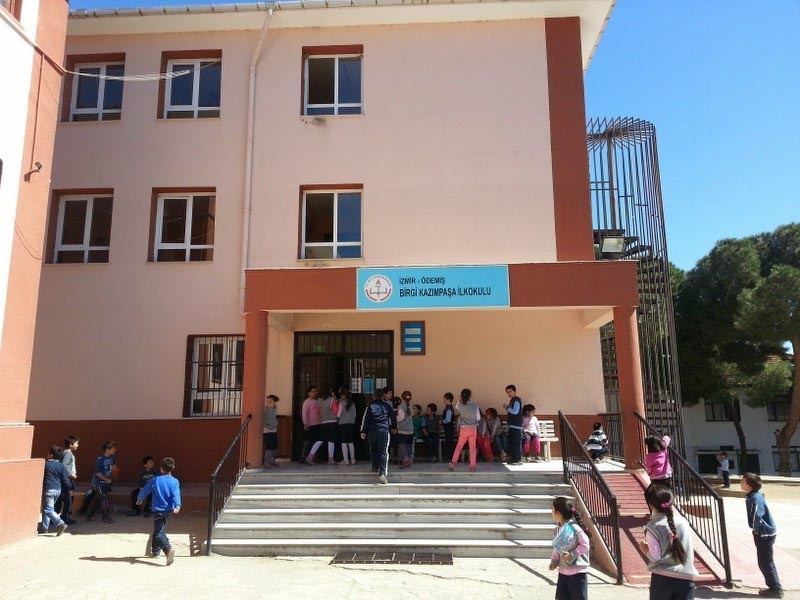 Birgi Kazımpaşa İlkokulu kampüs fotoğrafı