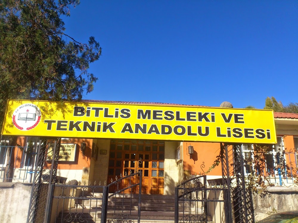 Bitlis İpekyolu Mesleki Ve Teknik Anadolu Lisesi Fotoğrafları 3