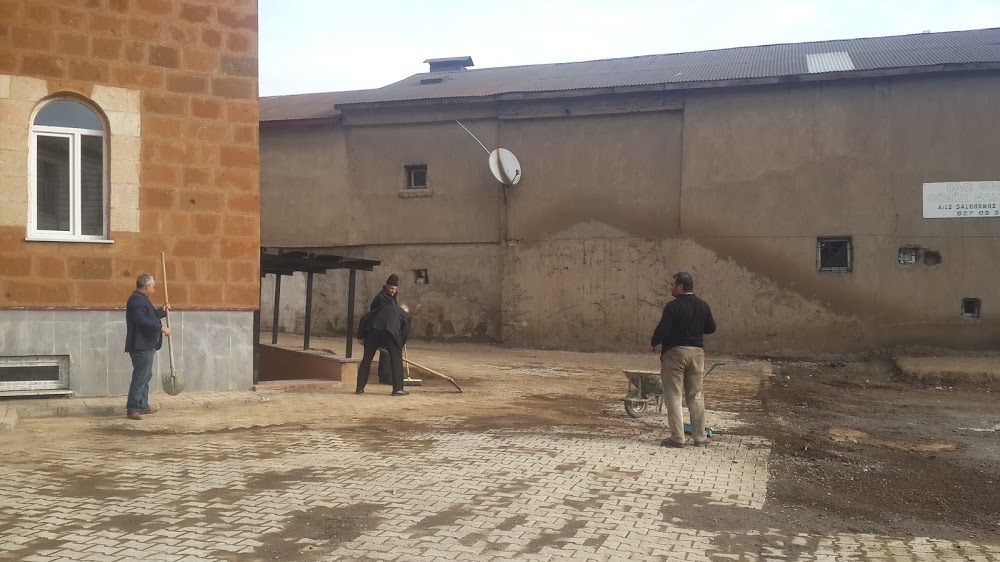 Sultan Alparslan İmam Hatip Ortaokulu Fotoğrafları 1