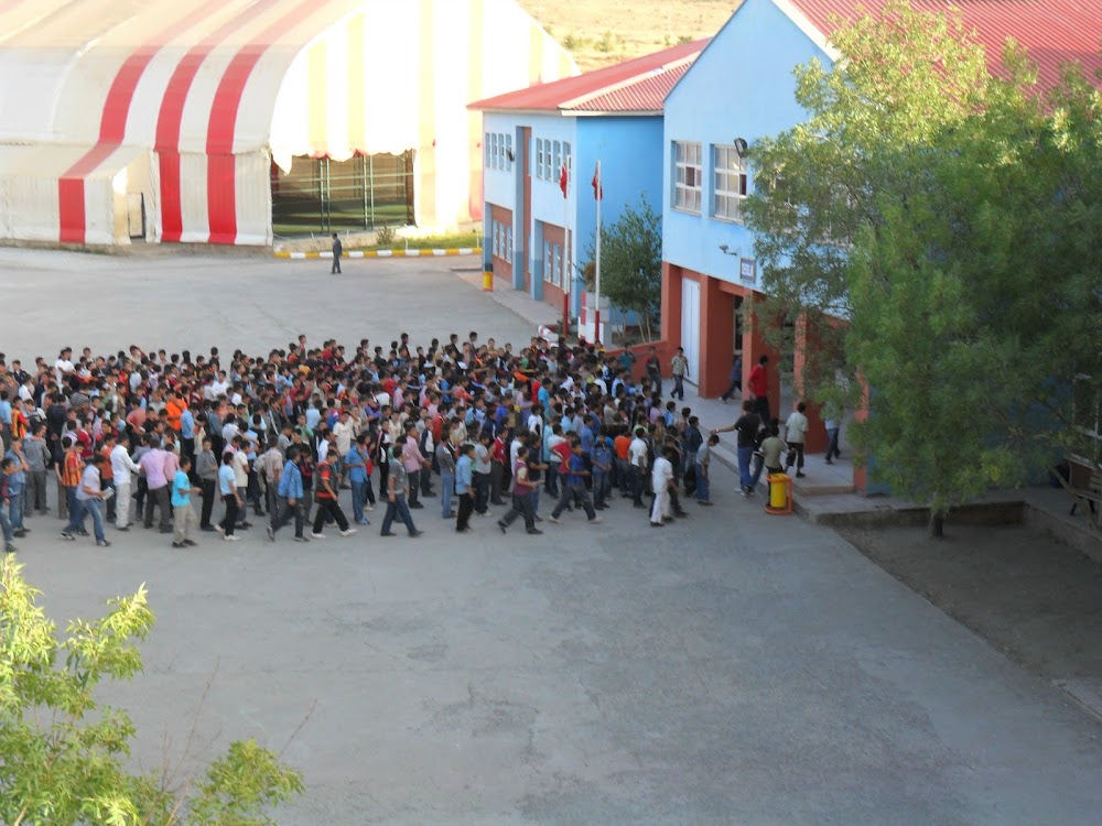 Ahlat Yatılı Bölge Ortaokulu Fotoğrafları 4