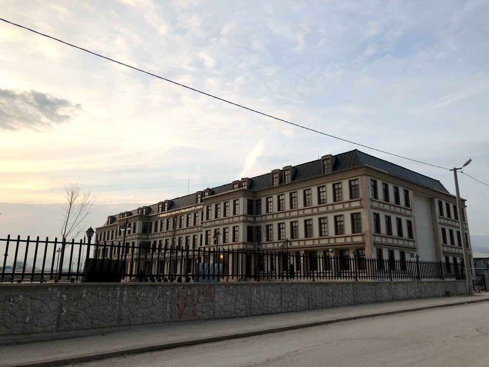 Bolu Kız Anadolu İmam Hatip Lisesi Fotoğrafları 1
