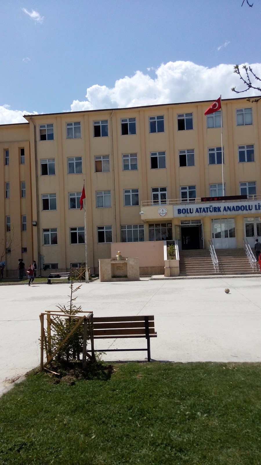 Bolu Atatürk Anadolu Lisesi Fotoğrafları 1