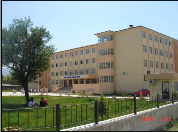 Bolu Atatürk Anadolu Lisesi Fotoğrafları 2