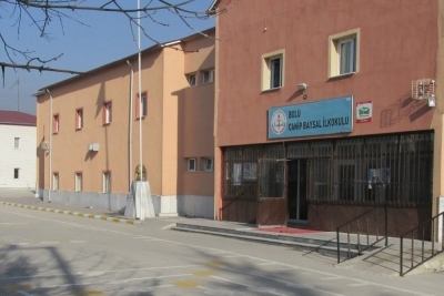 Canip Baysal İlkokulu fotoğraf 1