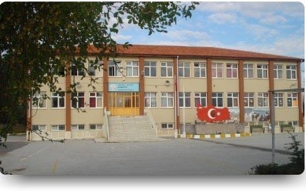 Akyurt Büğdüz İlkokulu kampüs fotoğrafı