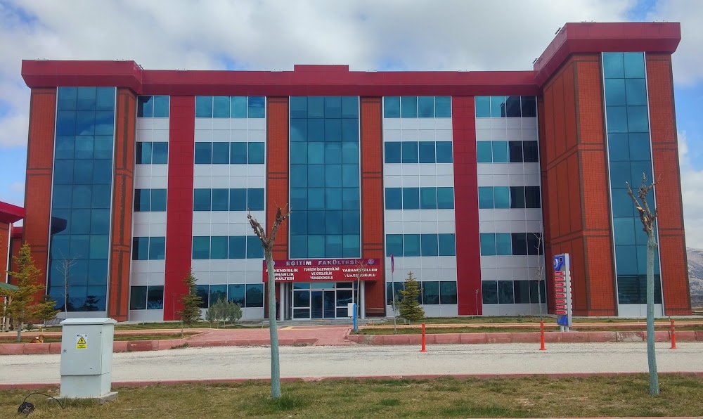 Ağlasun Yunus Emre Ortaokulu Fotoğrafları 2