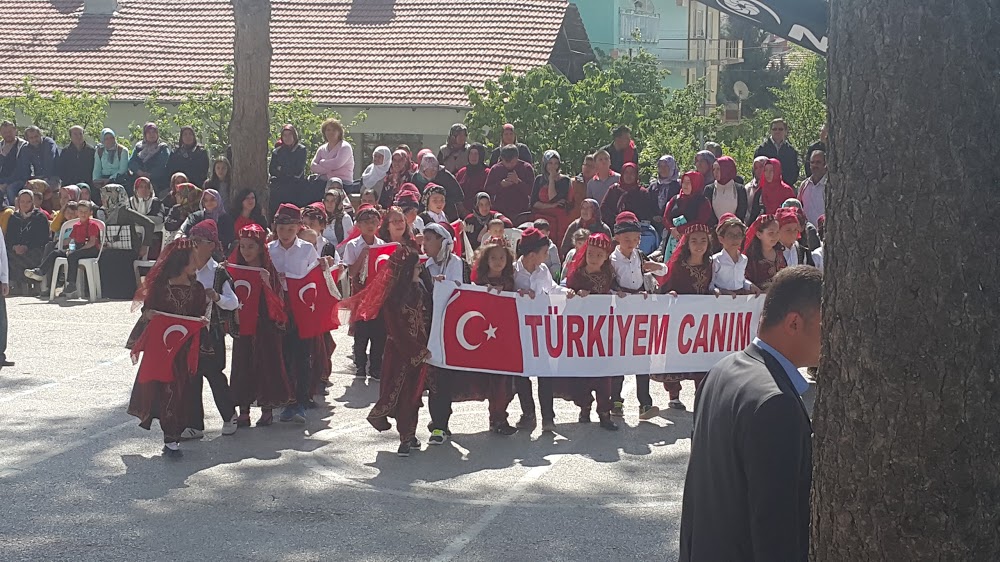 Bucak Atatürk İlkokulu Fotoğrafları 1