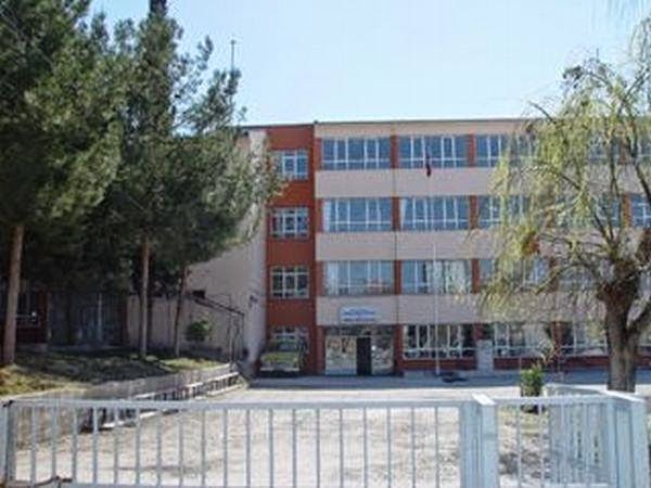 Türkiye Odalar Ve Borsalar Birliği İmam Hatip Ortaokulu Fotoğrafları 1