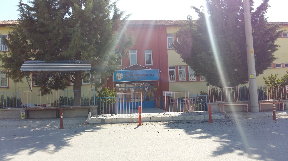 Gölhisar Merkez İlkokulu Fotoğrafları 3