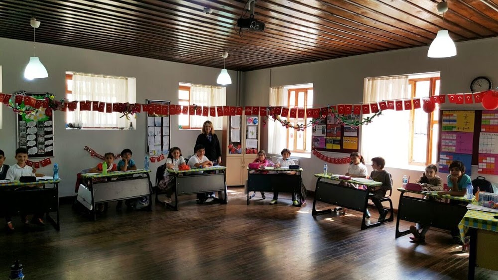 Büyükorhan Atatürk İlkokulu Fotoğrafları 8