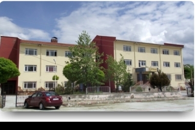 Harmancık 75.yıl Çok Programlı Anadolu Lisesi fotoğraf 1