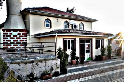 İnegöl Dipsizgöl İlkokulu fotoğraf 3