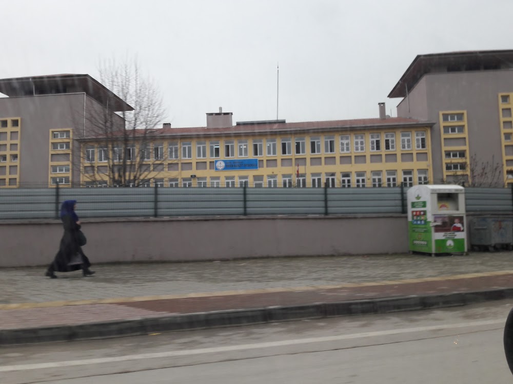 Erdem Beyazıt İmam Hatip Ortaokulu Fotoğrafları 3