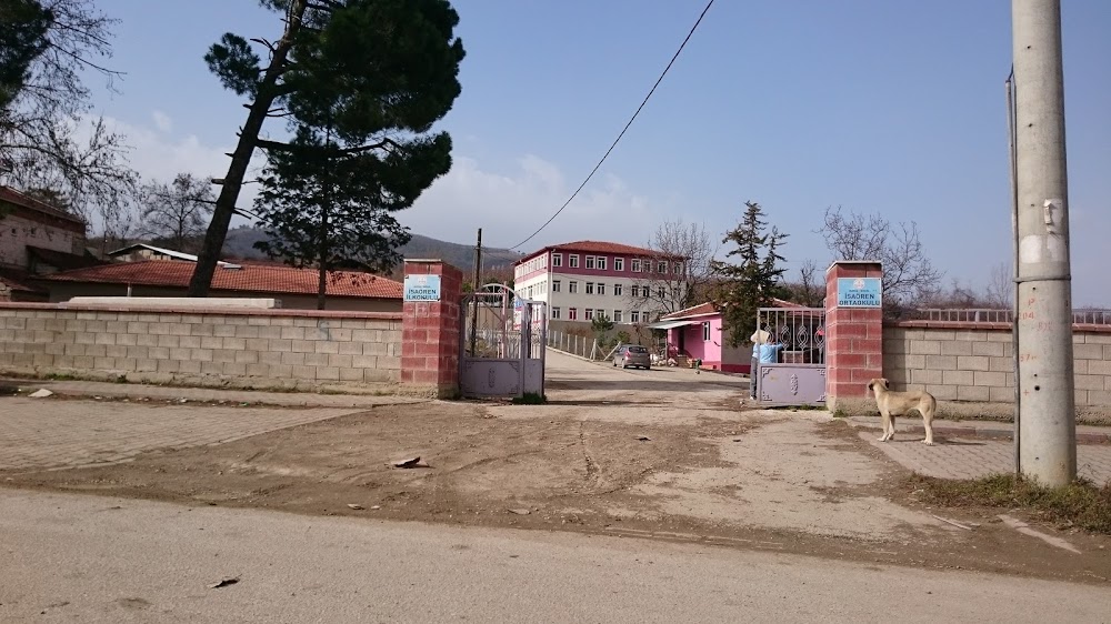 İsaören İlkokulu Fotoğrafları 1