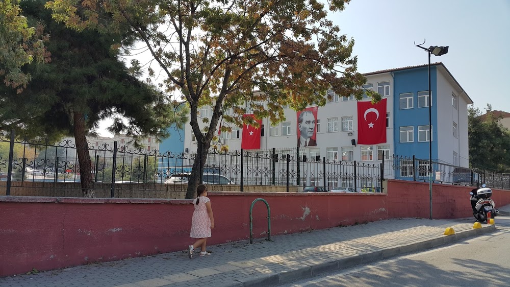 İbrahim Uyar İlkokulu Fotoğrafları 1