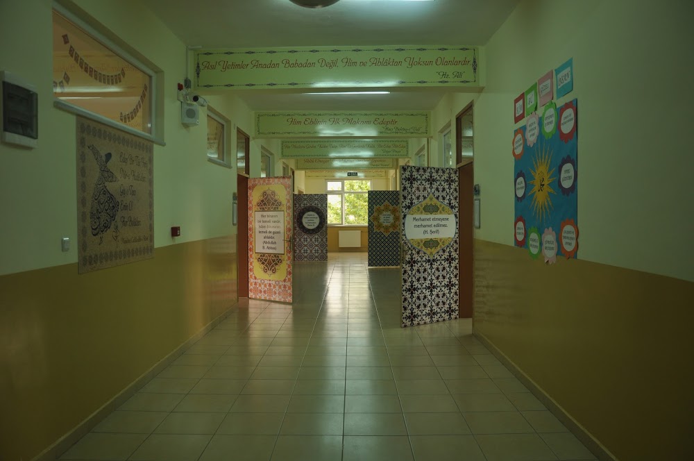İsmail Karasu İmam Hatip Ortaokulu Fotoğrafları 2