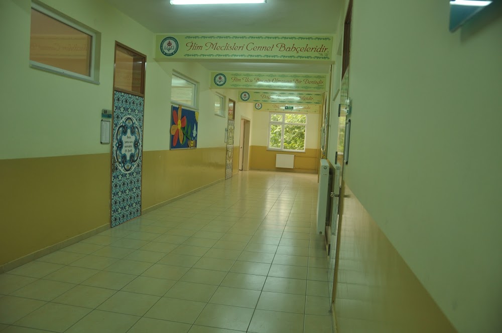 İsmail Karasu İmam Hatip Ortaokulu Fotoğrafları 3