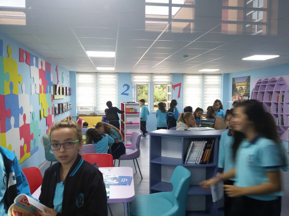 Yenişehir Koç Ortaokulu Fotoğrafları 1