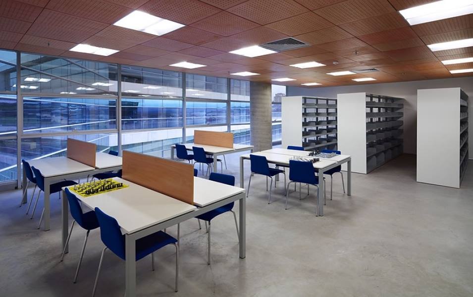 Otomotiv Endüstrisi İhracatçıları Birliği Mesleki Ve Teknik Anadolu Lisesi Fotoğrafları 3